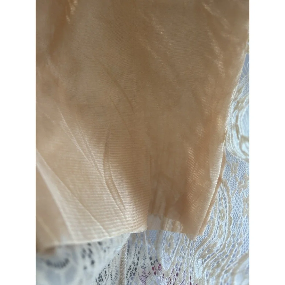 Beautiful Champaigne Little Girls Lace Dress, see sizing in descriptions, fall